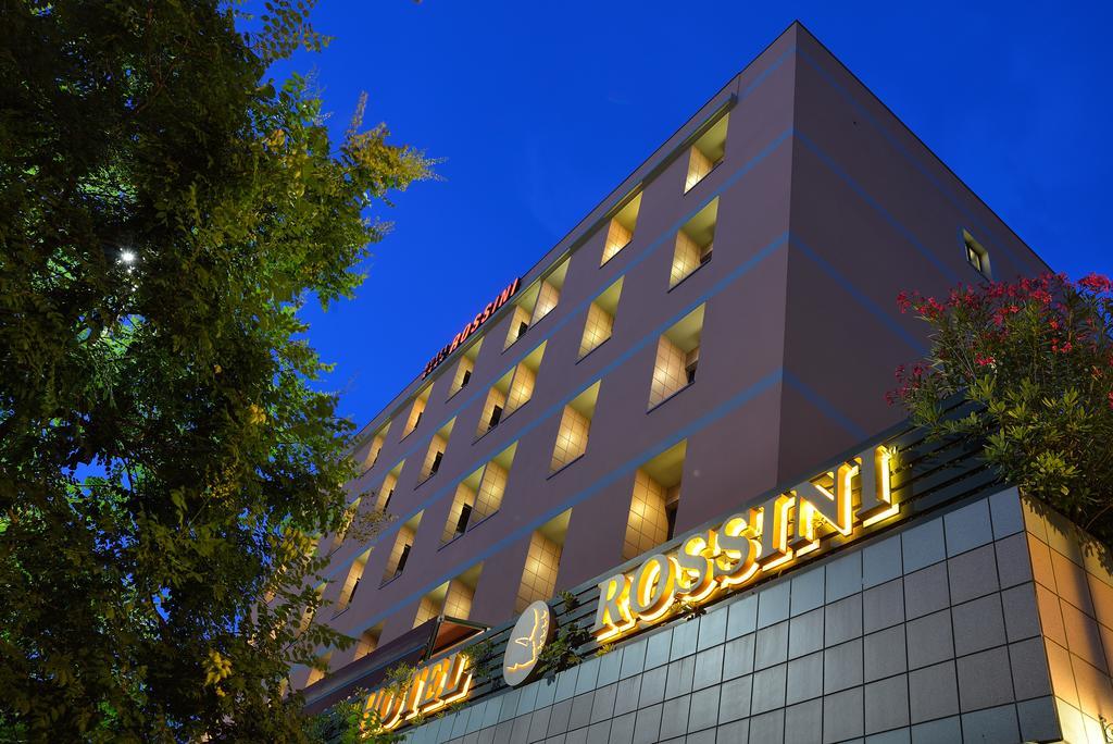 Hotel Rossini Pesaro Ngoại thất bức ảnh